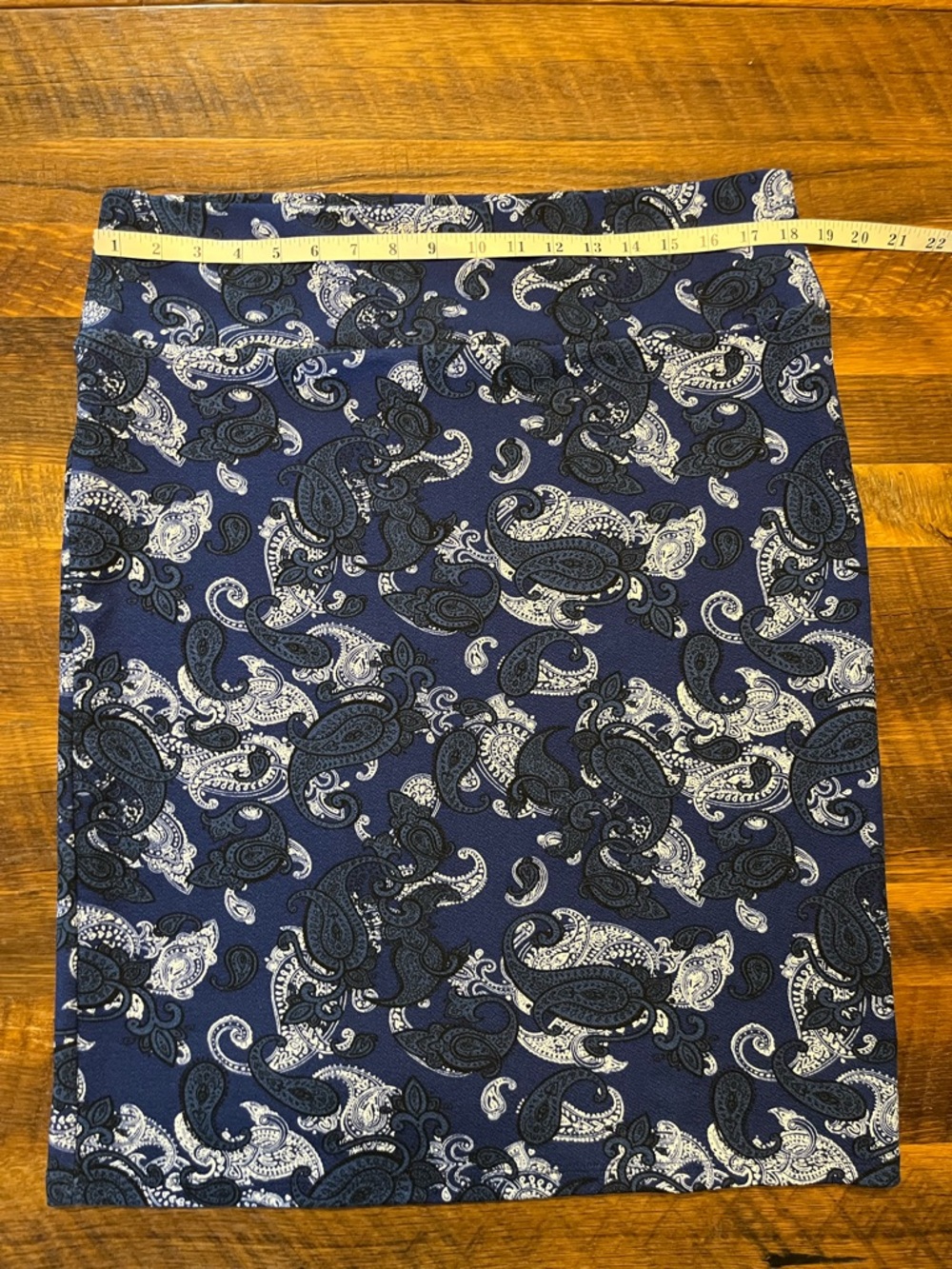 LuLaRoe blue paisley Cassie skirt - Picture 4 of 7